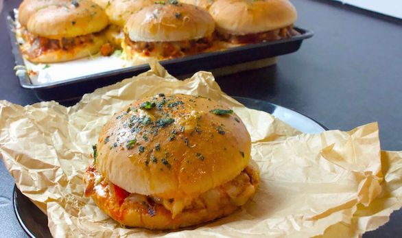 CHEESY CHICKEN TIKKA SLIDERS